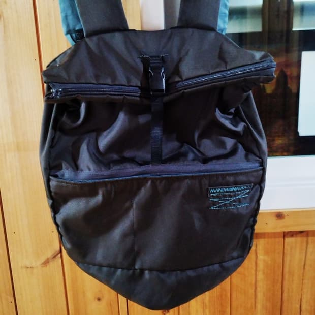 만다리나덕 캔버스 롤 백팩