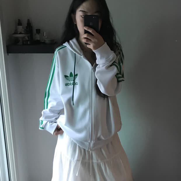 아디다스 해외판 올드스쿨 파이어버드 화이트 그린 후드 트랙탑 져지