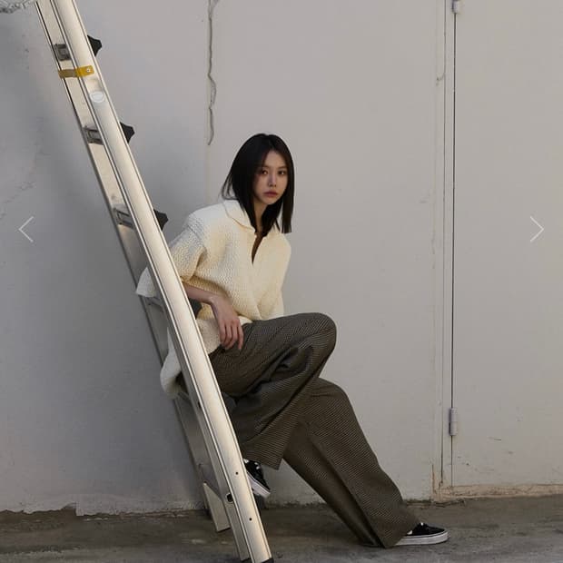 새상품) 랑거 후리 카라 박시핏 니트 아이보리 langer