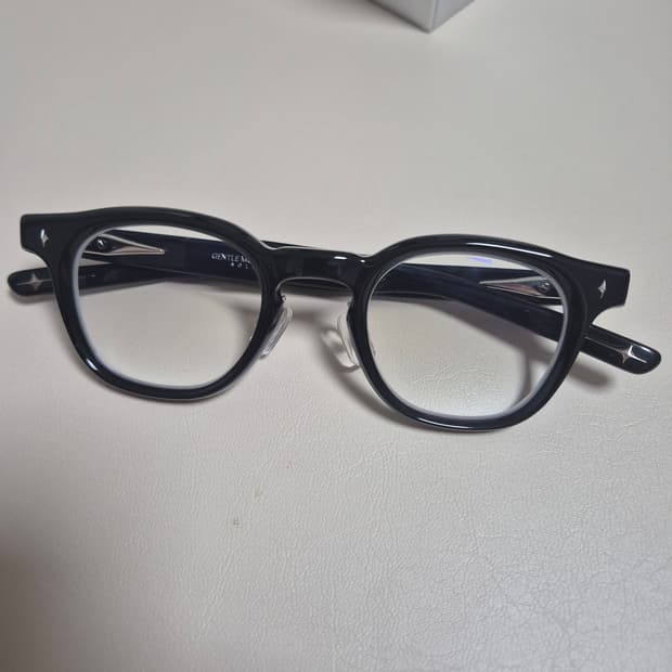 젠틀몬스터 본조