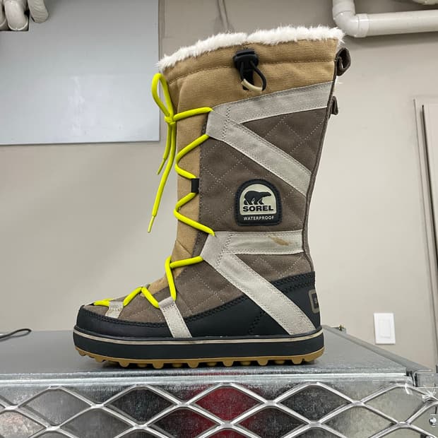 소렐 글레이시 익스플로러 부츠 240