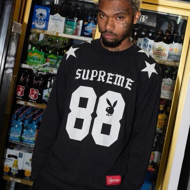 Supreme × Playboy SS26 풋볼 롱슬리브