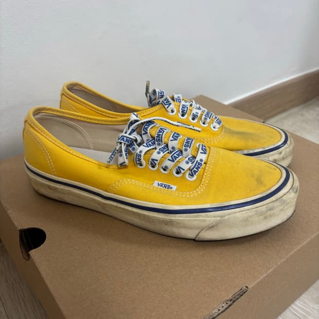 반스 어센틱 옐로우 260