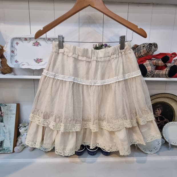 Axes femme(악시즈팜므) 아이보리 레이스 튜튜 스커트