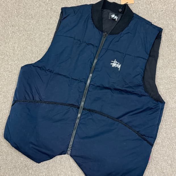 스투시 프리마로프트 조끼패팅 XL 사이즈