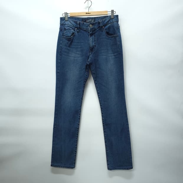 게스(GUESS) 슬림 스트레이트 중청 데님 팬츠 (30사이즈)