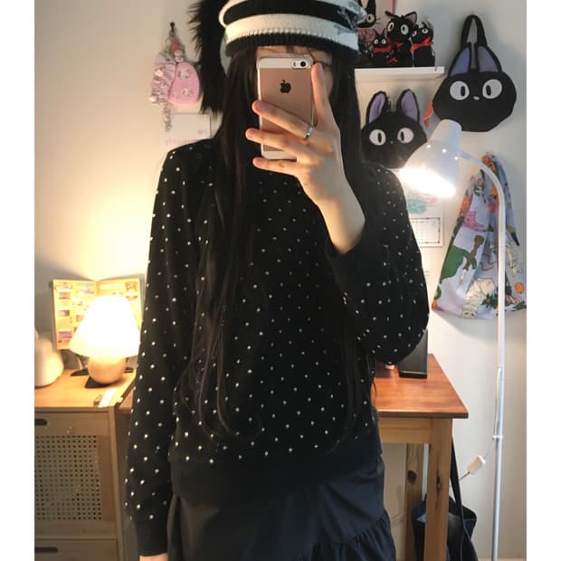 vintage dot button shoulder knit black