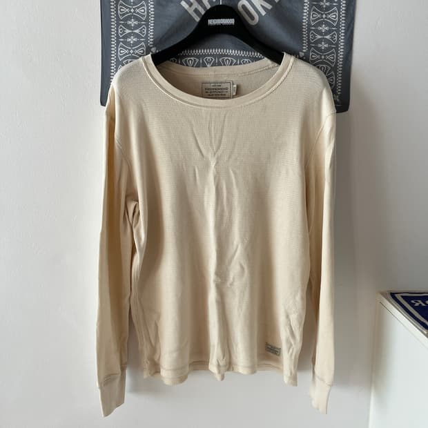 네이버후드 14fw 와플티