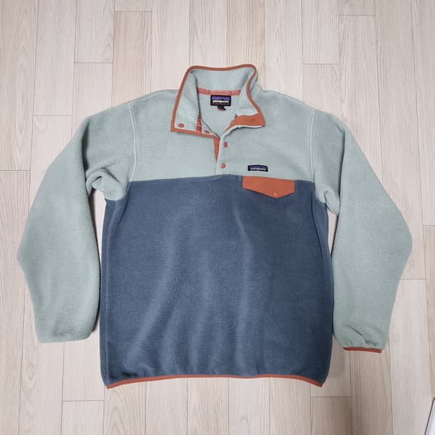 L사이즈) 파타고니아 신칠라 투톤  후리스 스냅티 라이트웨이트