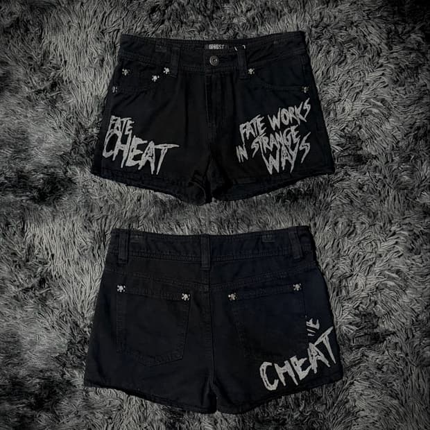 GHOST of HARLEM 펑크 레터링 스컬 포인트 숏팬츠