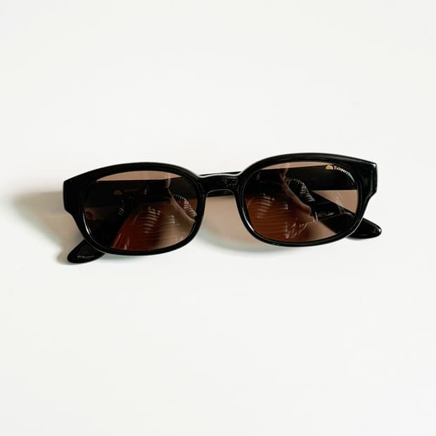 90s TELEPORT 블랙 스퀘어 프레임 빈티지 선글라스