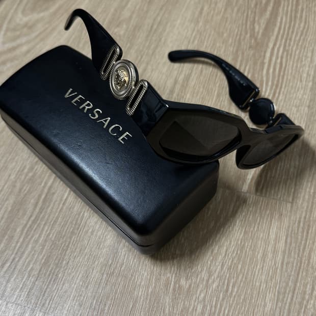 베르사체 선글라스 (태양, 현진, 김나영 착용)