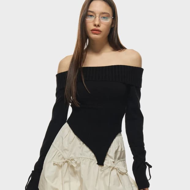 미드나잇 무브 오프숄더 니트