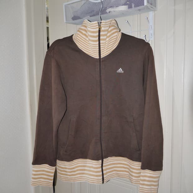 Adidas zipup