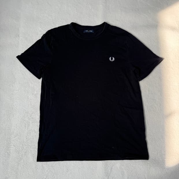 L 프레드페리 링거 반팔티 0305T