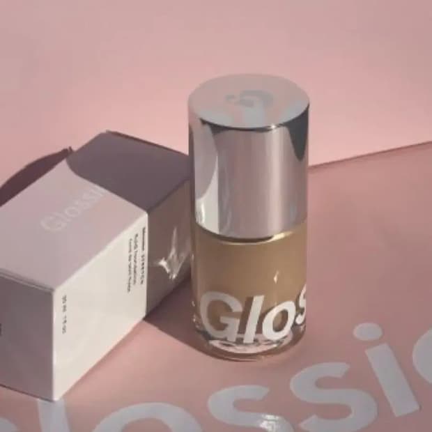 glossier 글로시에 파운데이션 medium 3 태닝 파운데이션