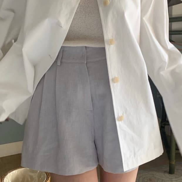 타낫 린넨 핀턱 쇼츠