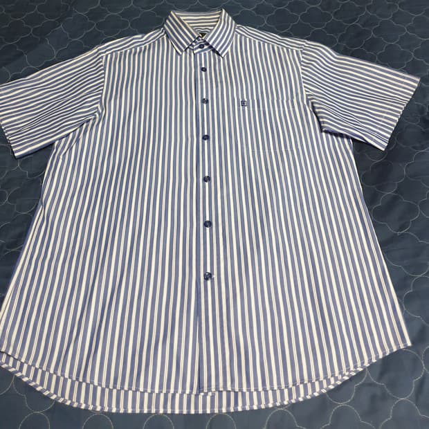 (빈티지) 닥스 스트라이프 DD자수로고 반팔셔츠 (100)