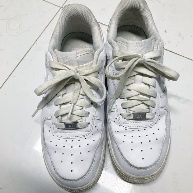 나이키 에어포스 로우