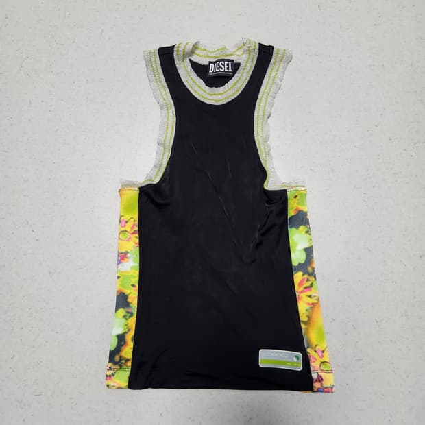 Diesel 플로럴 패턴 나시