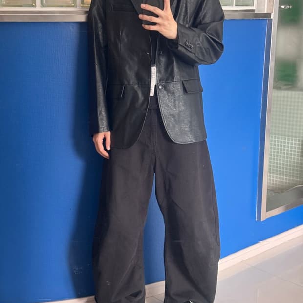 FAKE LEATHER JACKET 페이크 레더 자켓