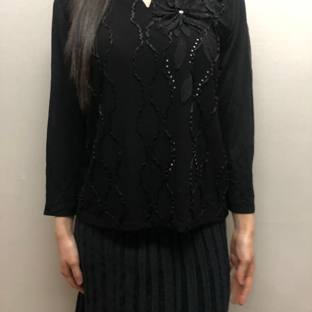 빈티지 블랙 오리엔탈 탑