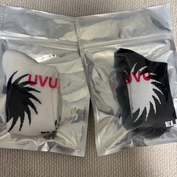 uvu 트레이닝 삭스 흰색 검정색