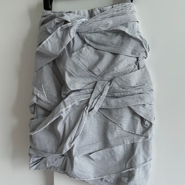 Carven 매듭 디테일 스커트