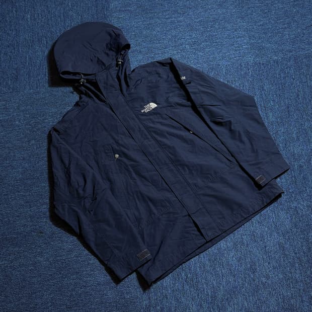 노스페이스 네이비 바람막이 후드 자켓