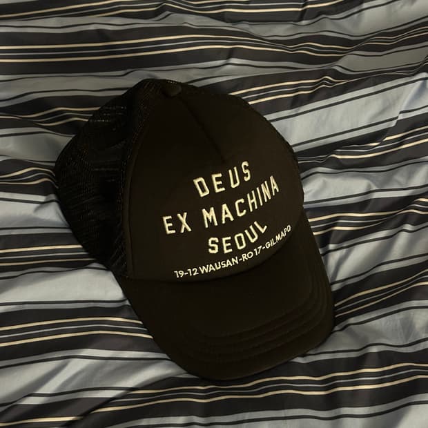 데우스 엑스 마키나 트러커 캡 블랙