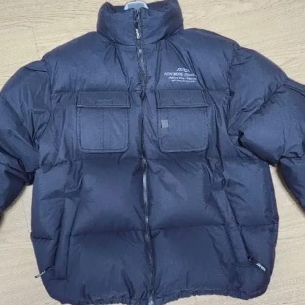 슈프림 x 마틴로즈 패딩