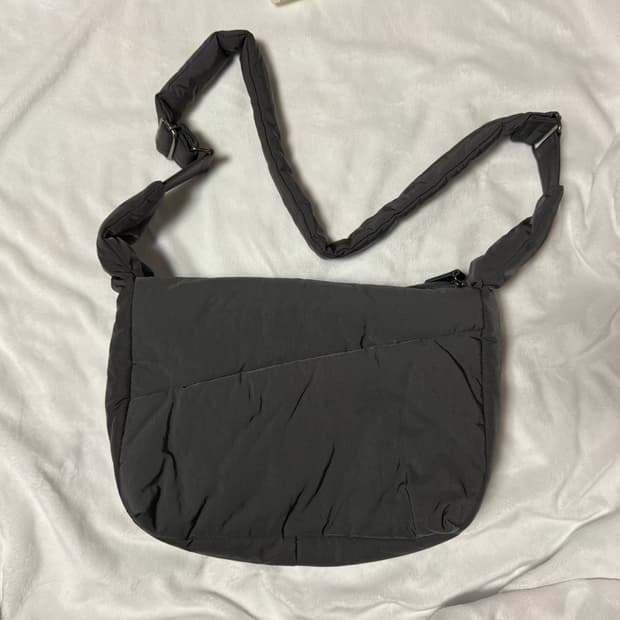 해칭룸 패디드백