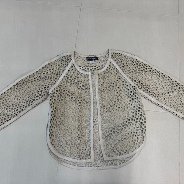 페라가모 가죽 가디건