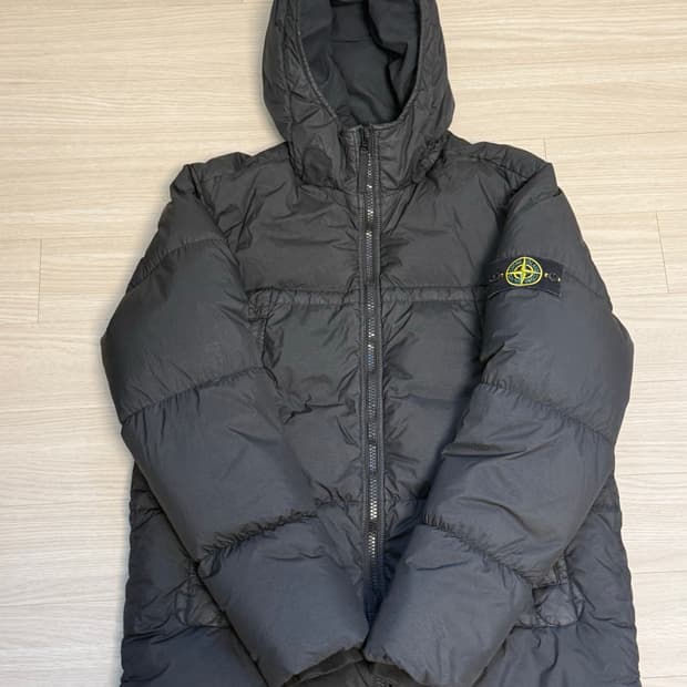 스톤아일랜드 크링클랩스 패딩 xl