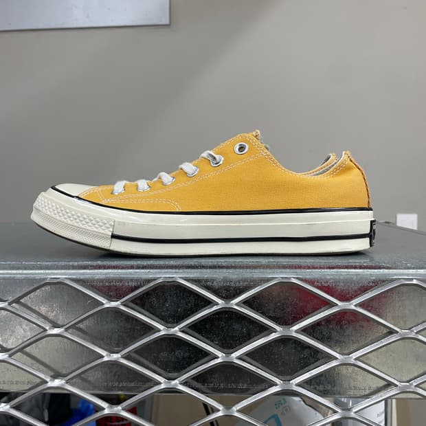 컨버스 척 70 로우 썬플라워 255 (gr-4120)