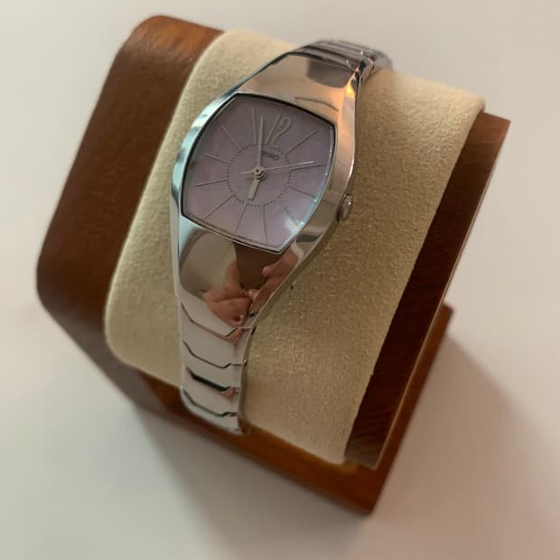 세이코 Seiko LK 쉘 실버 핑크