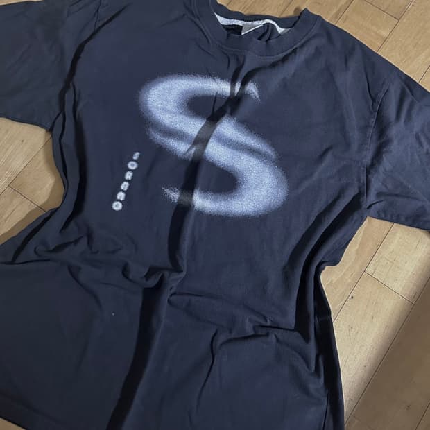 소라노 차콜 반팔티