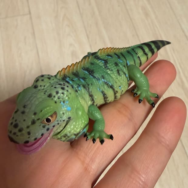 반다이 생물대도감 렙티 그린 이구아나 가챠 피규어