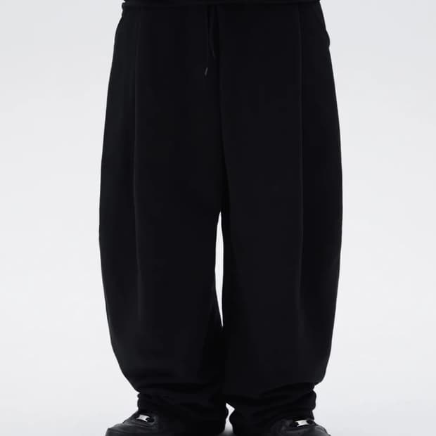 스웨이드 투턱 스웻팬츠