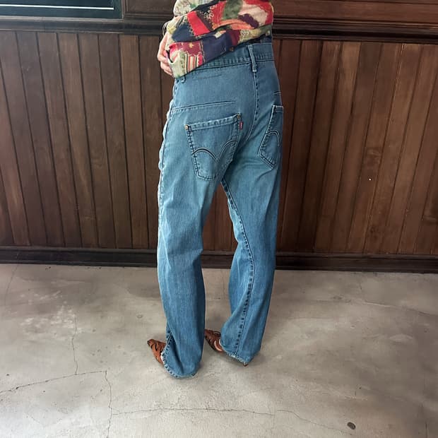 LEVI'S engineered blue w31