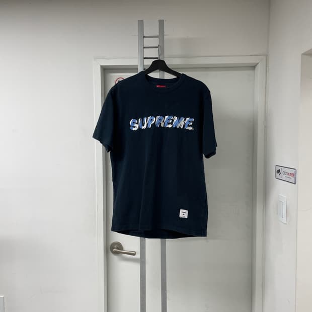 슈프림 네이비 반팔 티셔츠 M