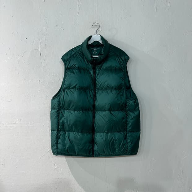 유니클로 울트라라이트다운 패딩조끼 3XL