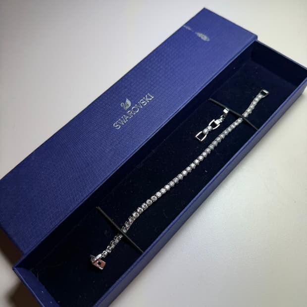 스와로브스키 테니스 팔찌