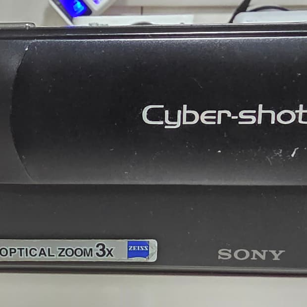소니 사이버샷 DSC-T1
디지털카메라