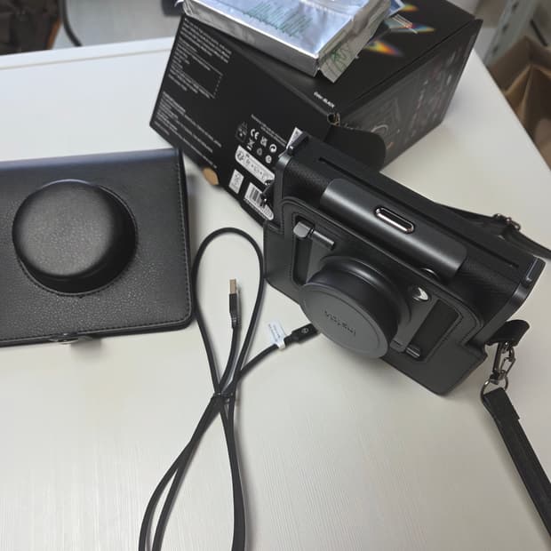 인스탁스 와이드에보