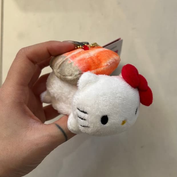 HELLO KITTY SUSHI SA-MON 헬로 키티 스시 연어
