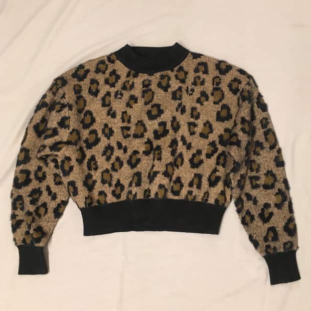 급처! moussy 마우지 레오파드 크롭 니트