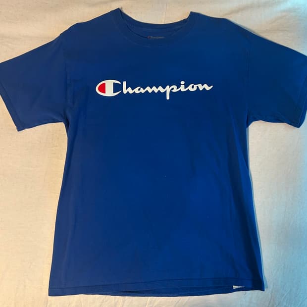챔피온 반팔 티