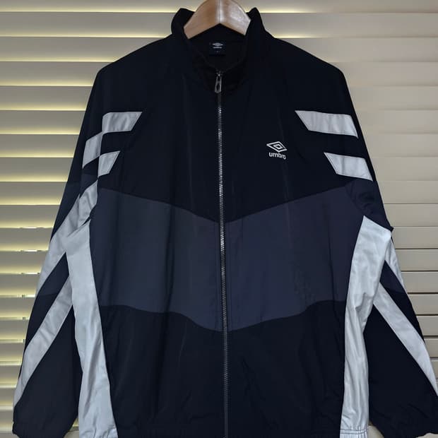 엄브로 공용 더블데커 스탠넥 바람막이(작년상품) 2XL