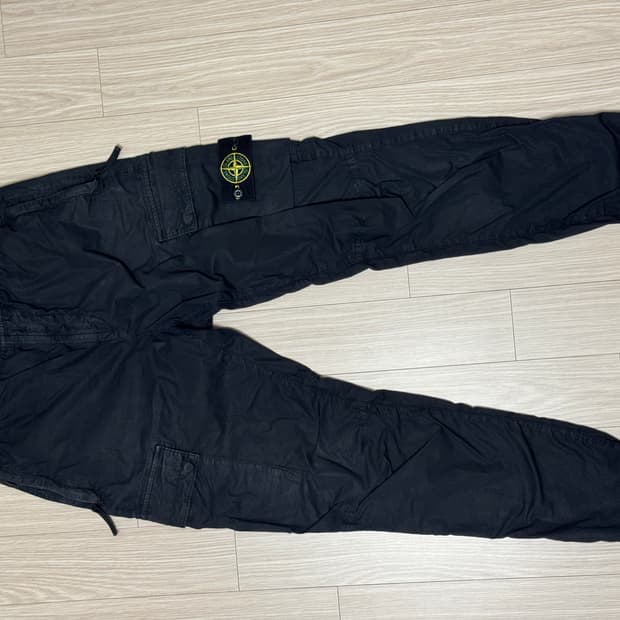 스톤아일랜드 카고 조거 블랙